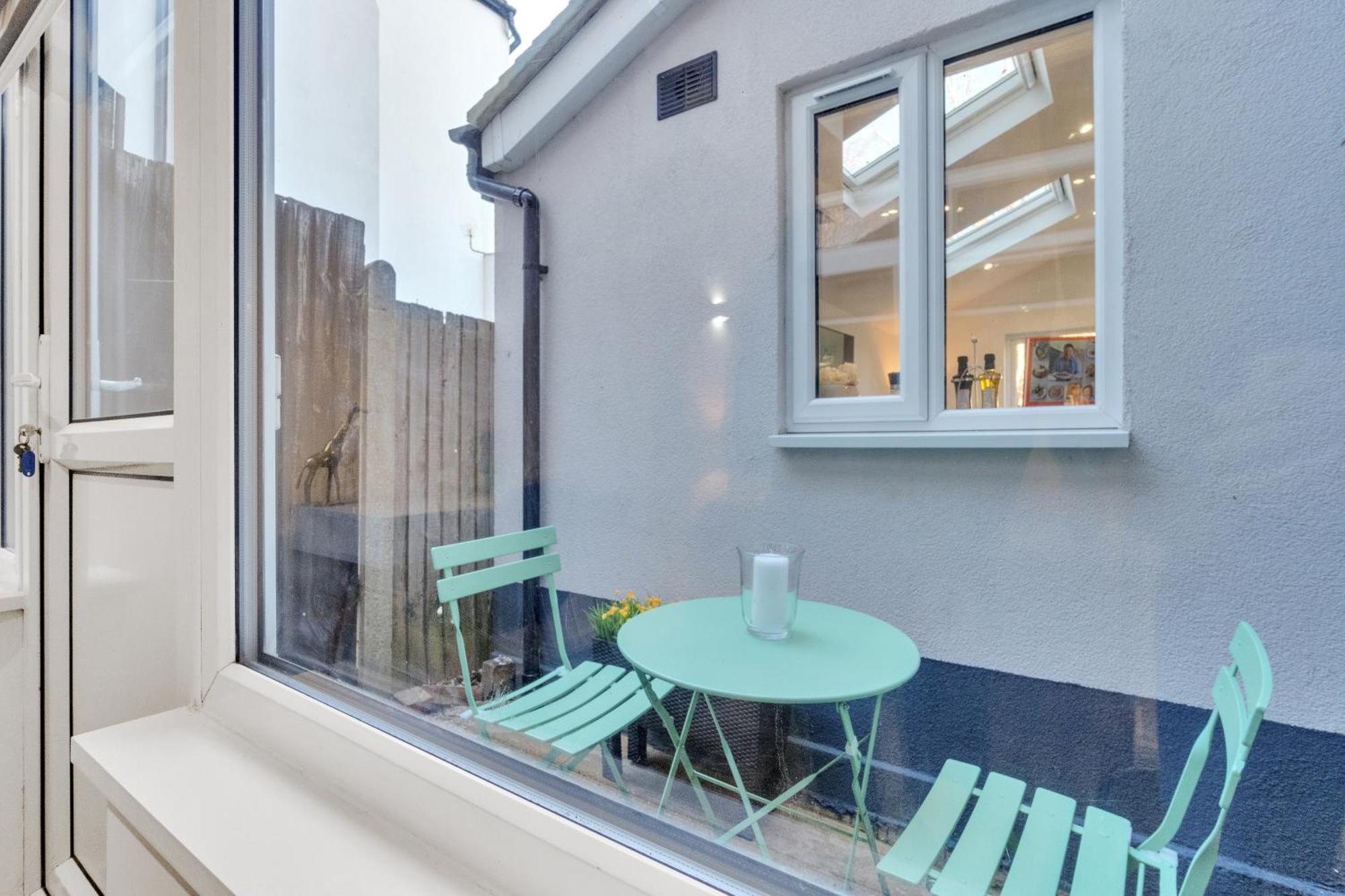 Homely North London Apartments Hendon The Hyde Exterior photo